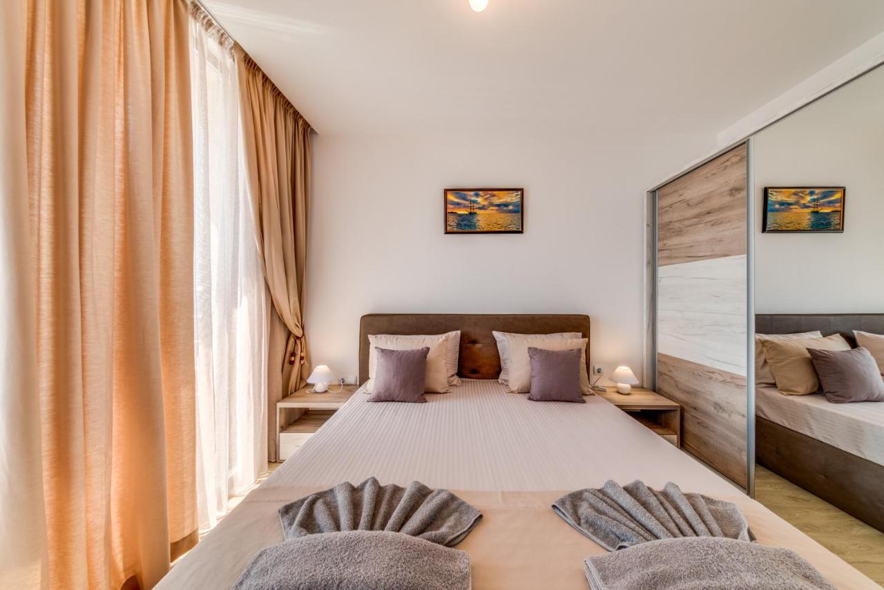 Apartcomplex Golden Bay Ravda Eksteriør billede