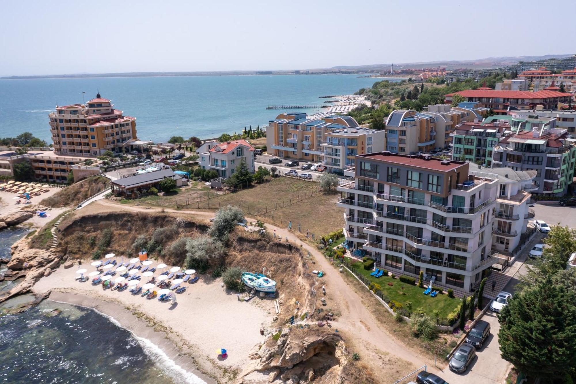 Apartcomplex Golden Bay Ravda Eksteriør billede