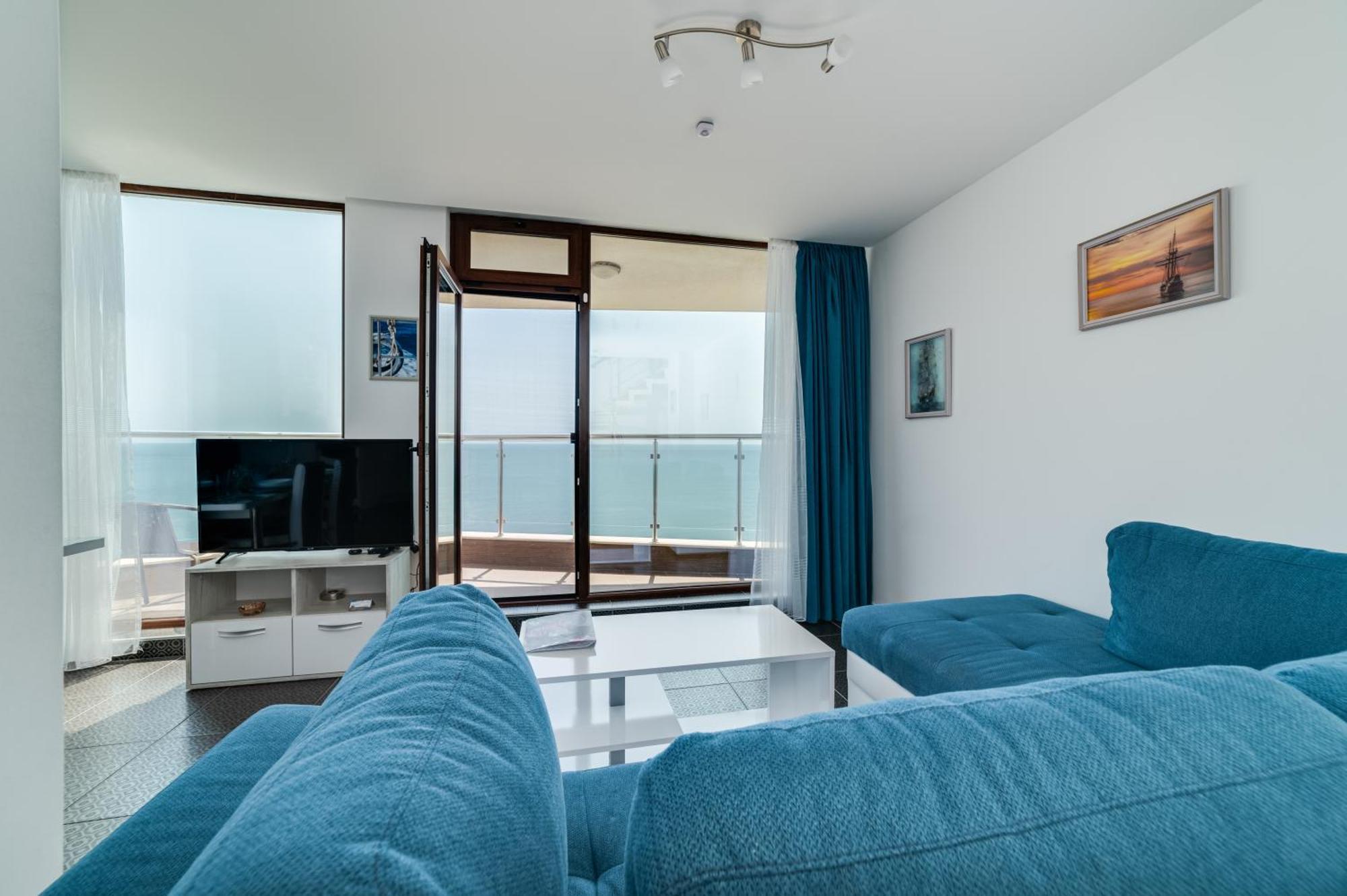 Apartcomplex Golden Bay Ravda Eksteriør billede