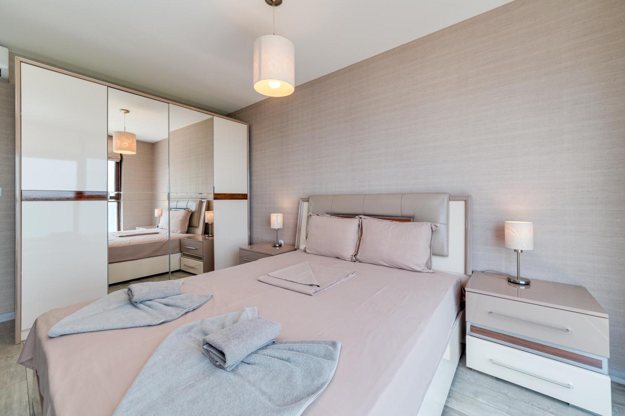 Apartcomplex Golden Bay Ravda Eksteriør billede