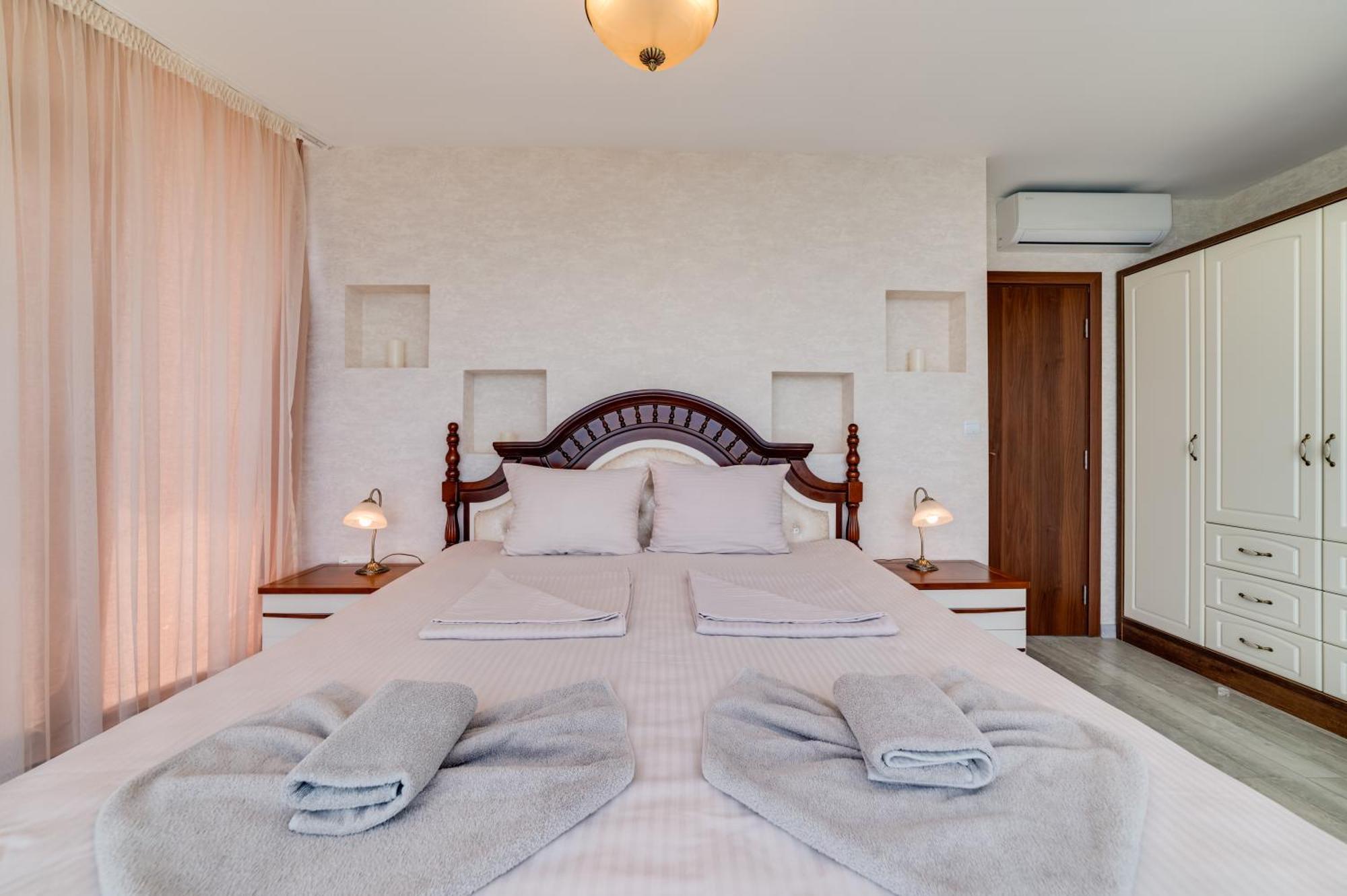 Apartcomplex Golden Bay Ravda Eksteriør billede