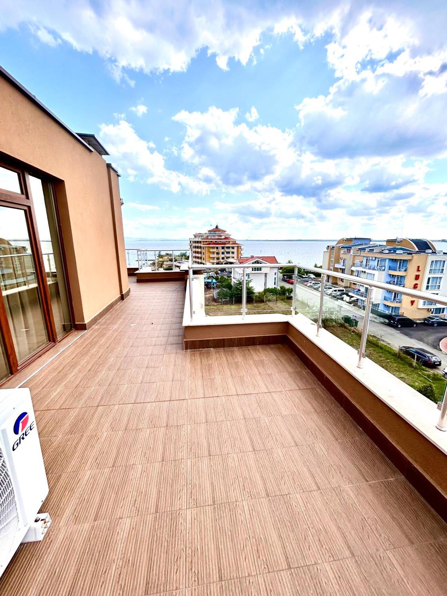 Apartcomplex Golden Bay Ravda Eksteriør billede